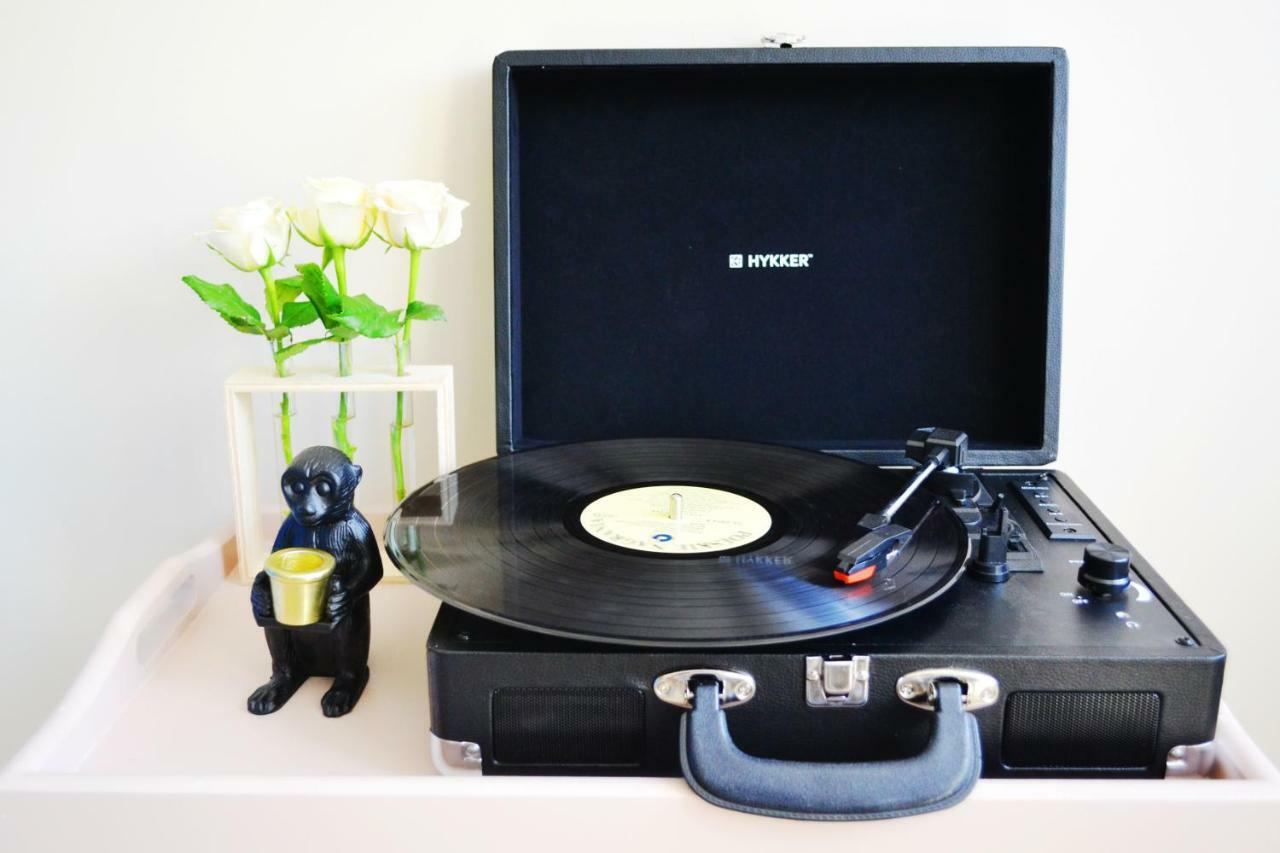 Vinyl Apartment Old Town Cracovie Extérieur photo